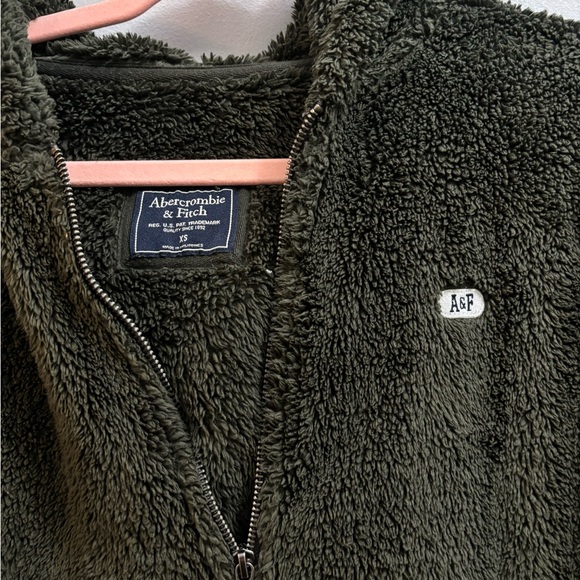 Fleece for Women - Picture 2 of 3